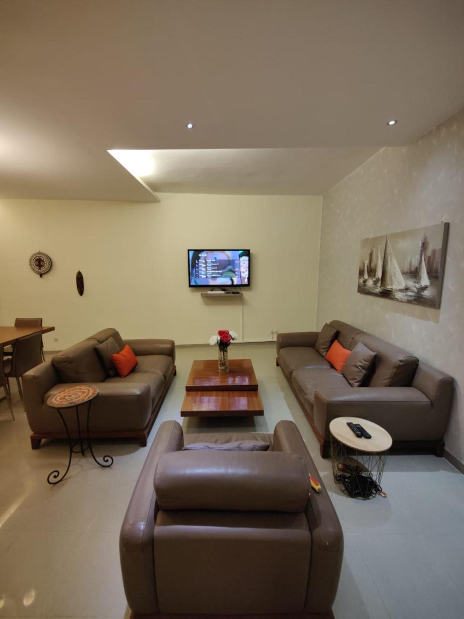 Center 2 Bedrooms Appartement Dakar