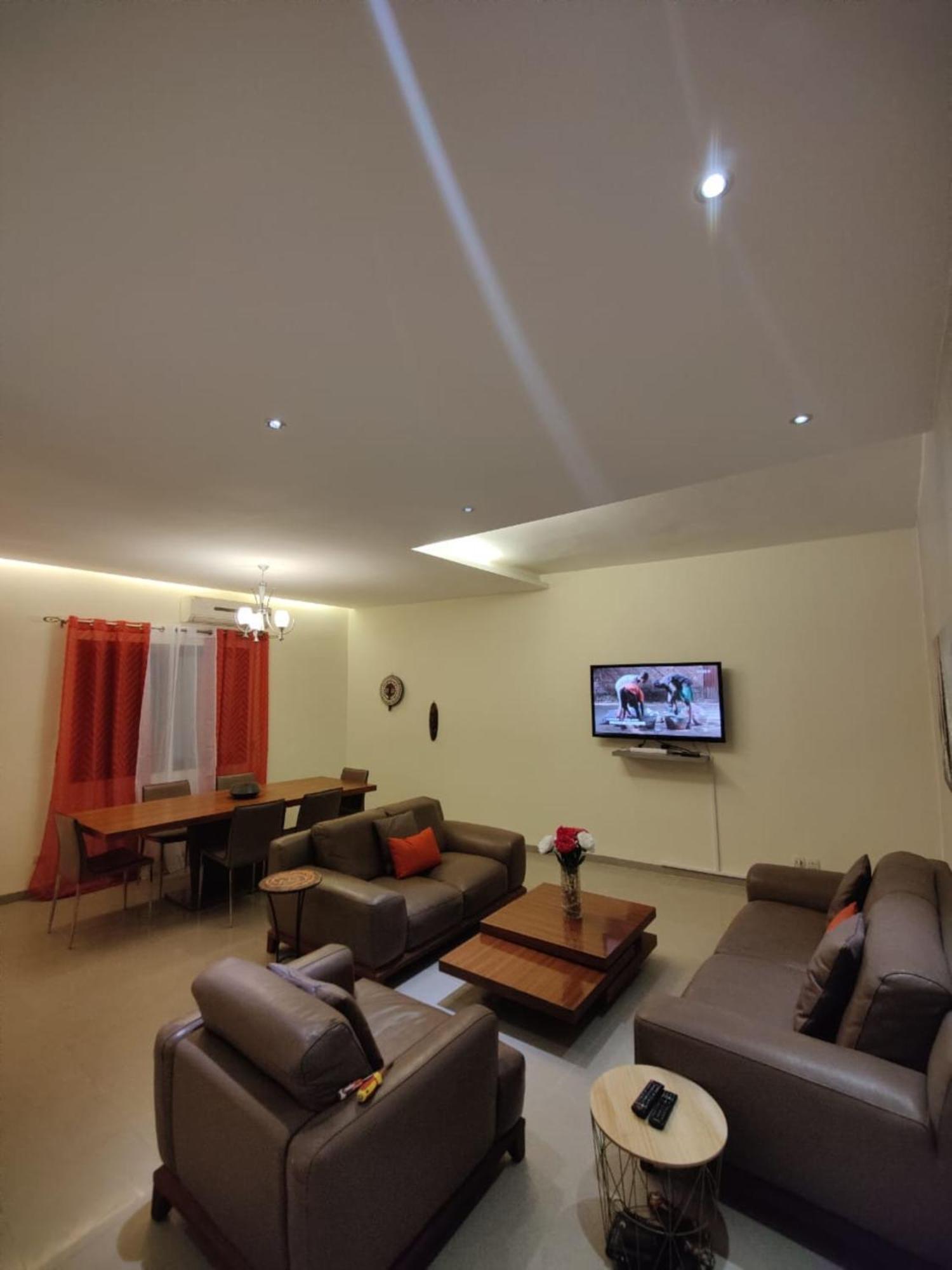 Center 2 Bedrooms Dakar
